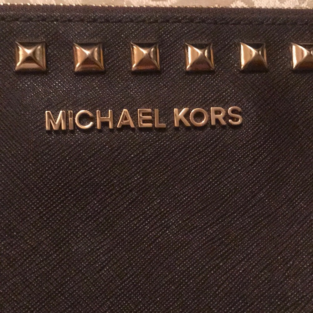 Michael Kors Clutch - Picture 2 of 4